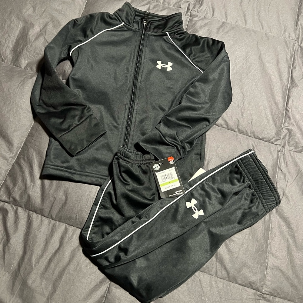 Boys under armour outfit